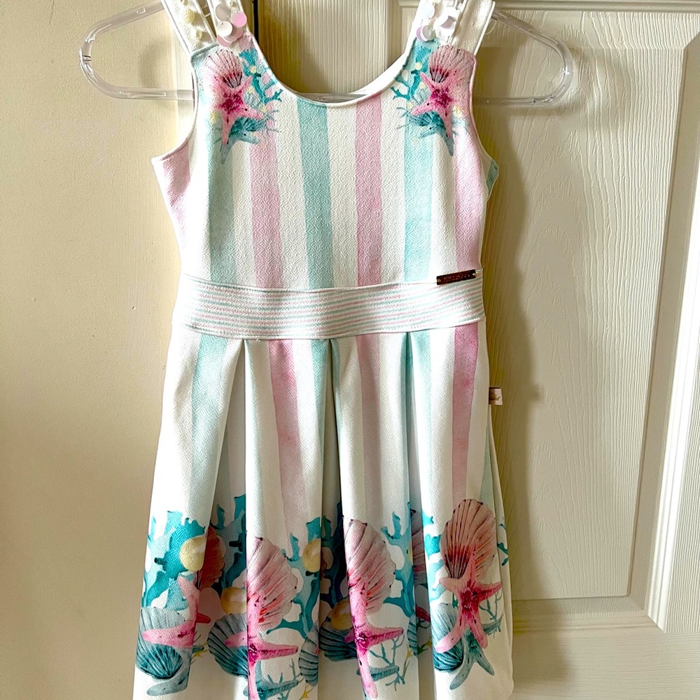 Girls dress size 6